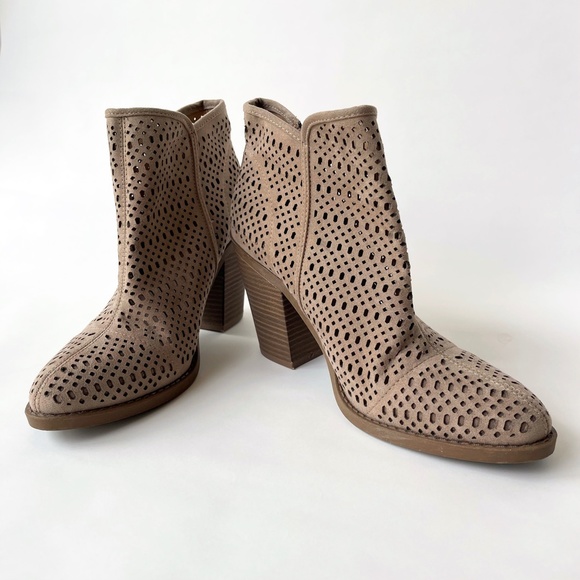 ESPIRIT Tan Kay Suede Perforated Ankle Boots, Sz 9 - Picture 4 of 8